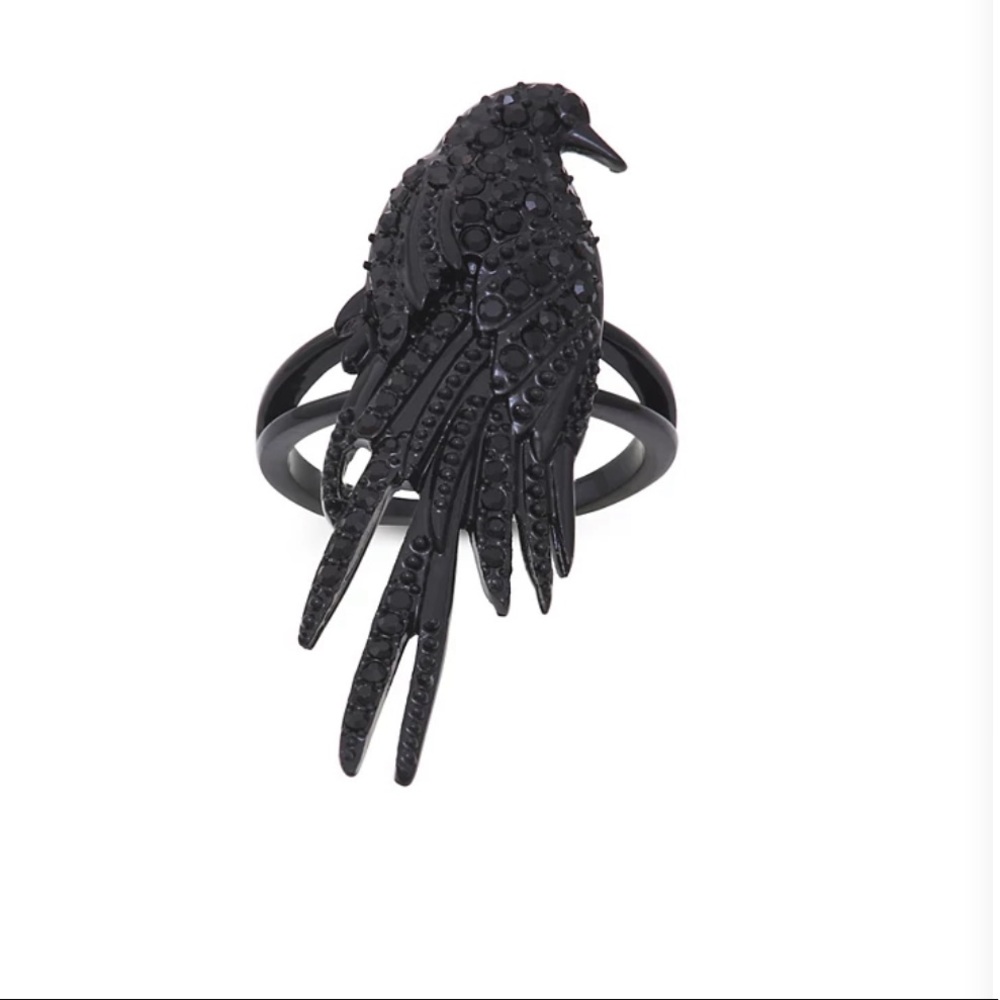 Vera Wang gothic Black Crow Ring.NWT